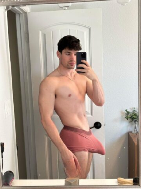 Sự tự tin, nam tính, cuốn hút chim to.