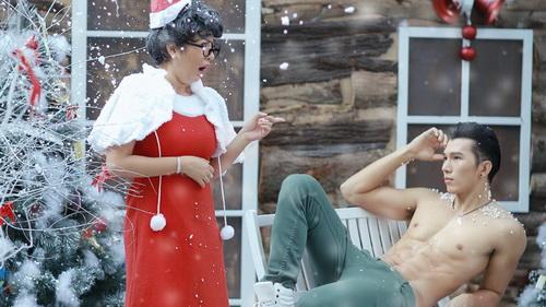 Thúy Nga mê trai 6 múi, Thảo Trang "du hí" Nhật Bản