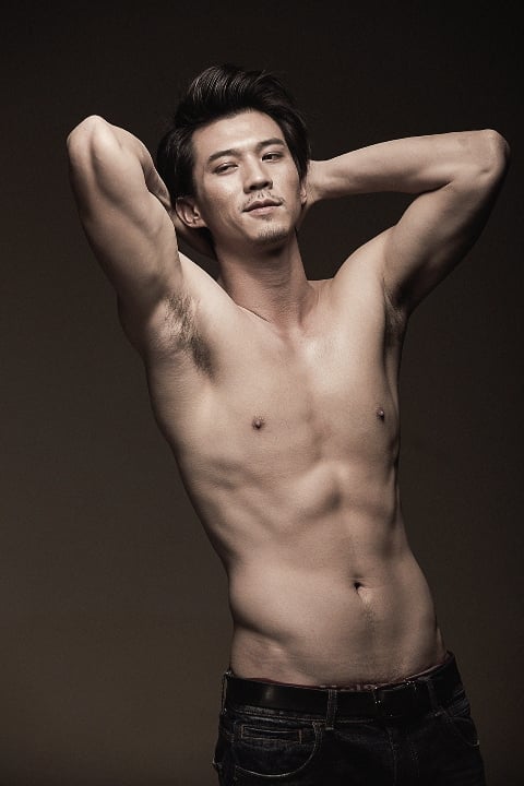 Chân dung diễn viên điển trai 6 múi Hà Việt Dũng vừa bị người yêu cũ tố phụ tình