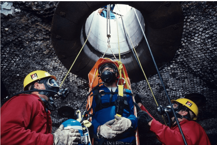 Không gian hạn chế và nồng độ oxy cần thiết trong môi trường khép kín