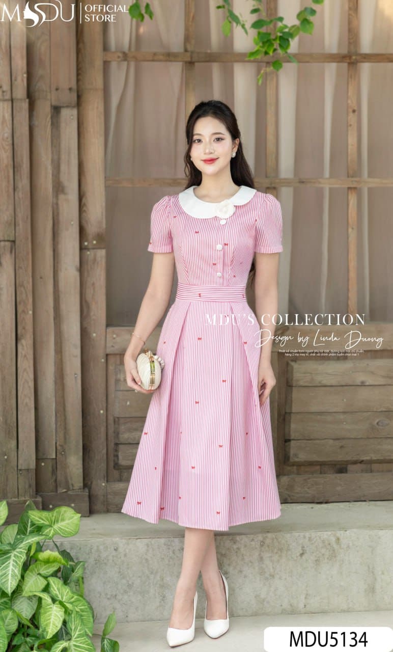 Phối Màu Sắc Với Váy Công Chúa Màu Hồng