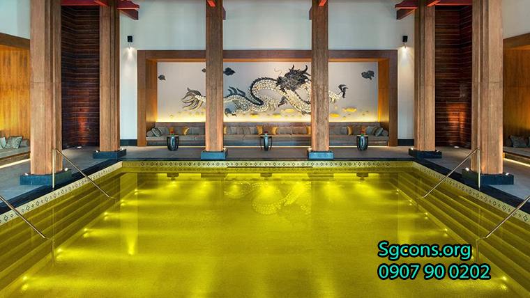 Ho Boi Duoc Thiet Ke Dat Ma Vang Quanh Be