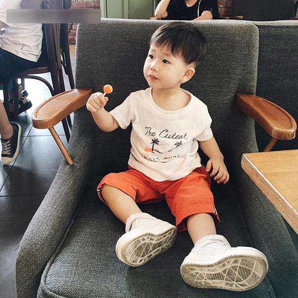 Nói chẳng ngoa, các cô chú cũng phải xách dép chạy theo phong cách của 5 nhóc tì này - 12