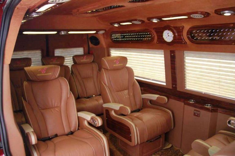 Nam Quỳnh Anh với 7 năm kinh nghiệm trong nghề luôn là thương hiệu được hành khách nhắc tới khá nhiều khi tới TP Vinh