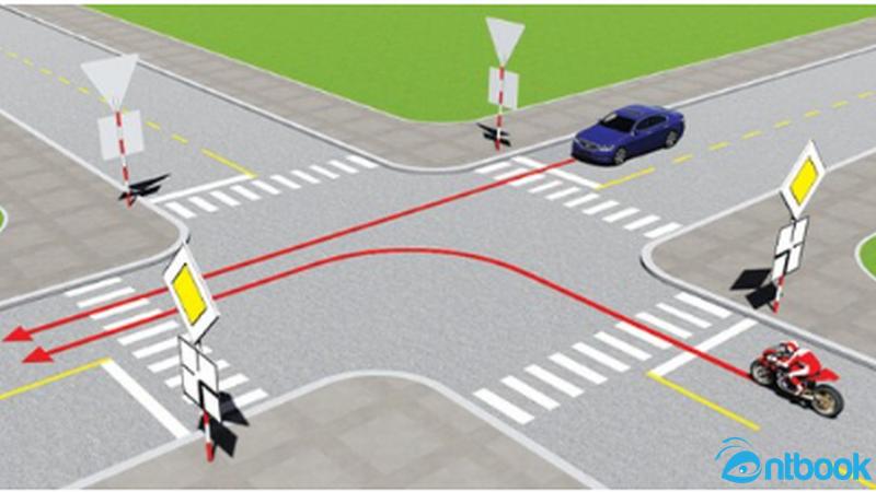 Xe nào được quyền đi trước