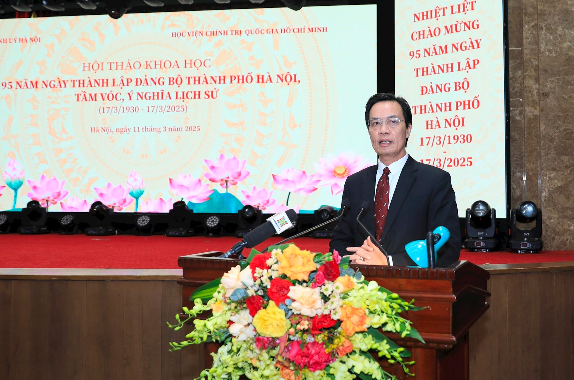 PGS.TS Nguyễn Danh Tiên, Viện trưởng Viện Lịch sử Đảng, Học viện Chính trị Quốc gia Hồ Chí Minh. Ảnh: Quang Thái