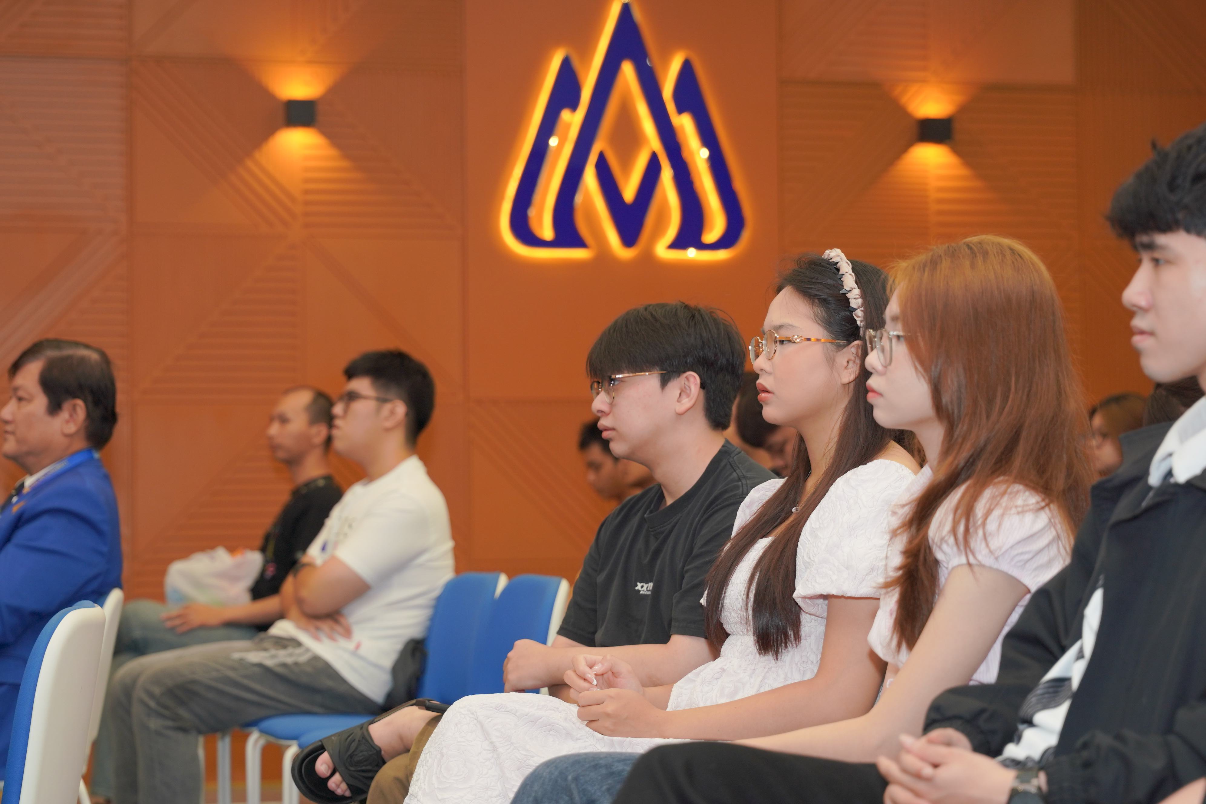 Legal Career Insight - Định hướng nghề Corporate Lawyer cho sinh viên ngành Luật HSU