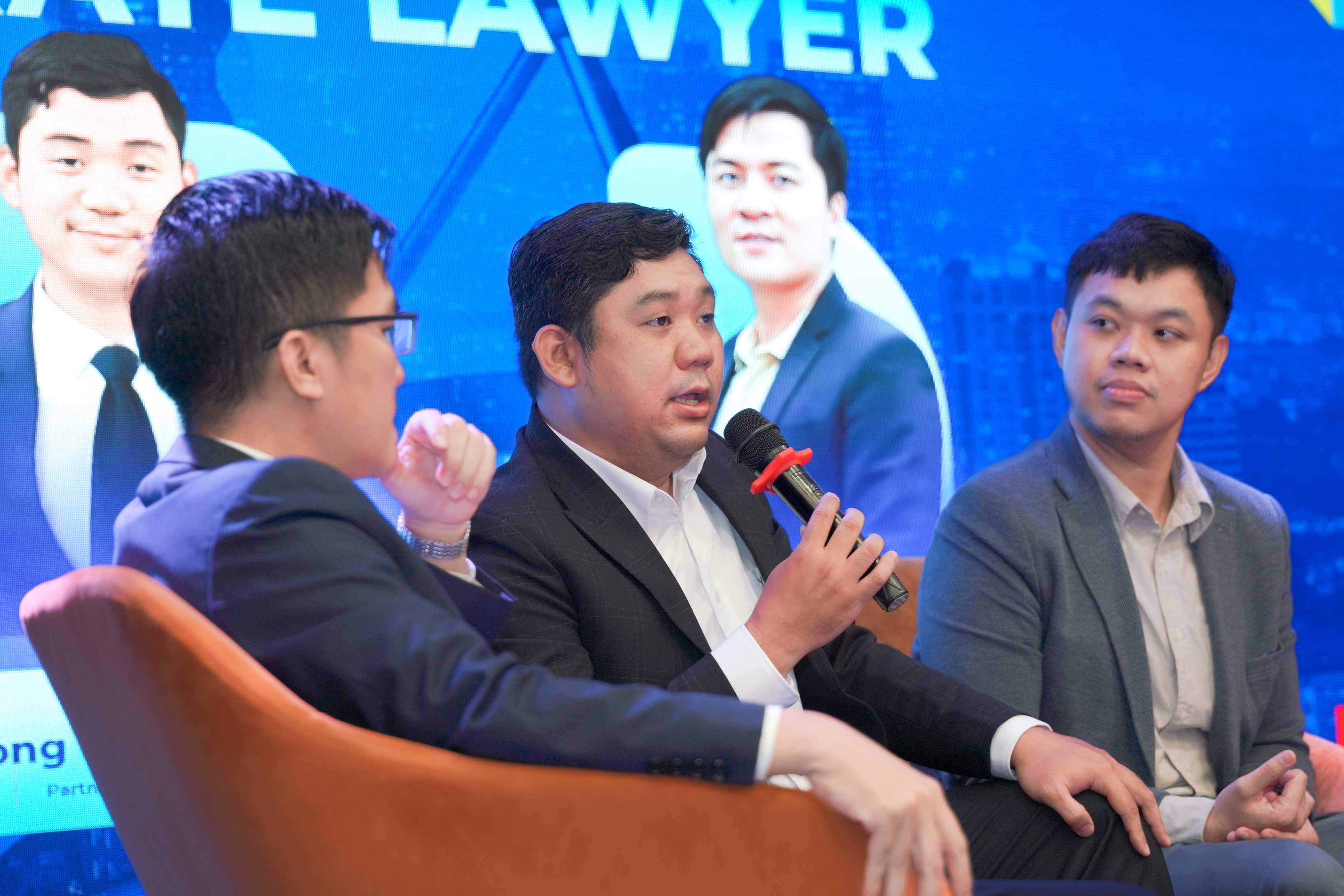 Legal Career Insight - Định hướng nghề Corporate Lawyer cho sinh viên ngành Luật HSU