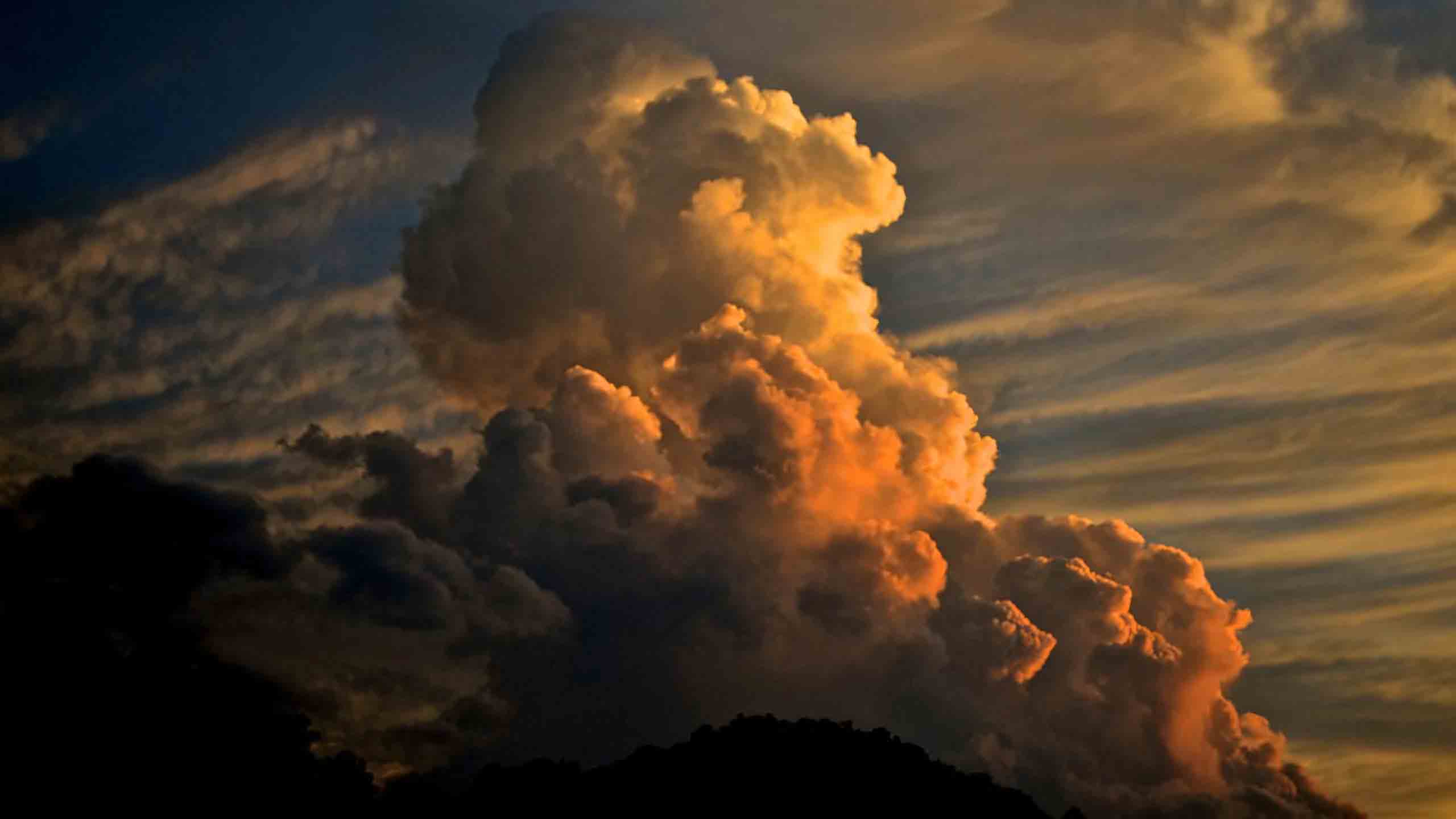 anh may den buon 2560px 1440px 2k 10