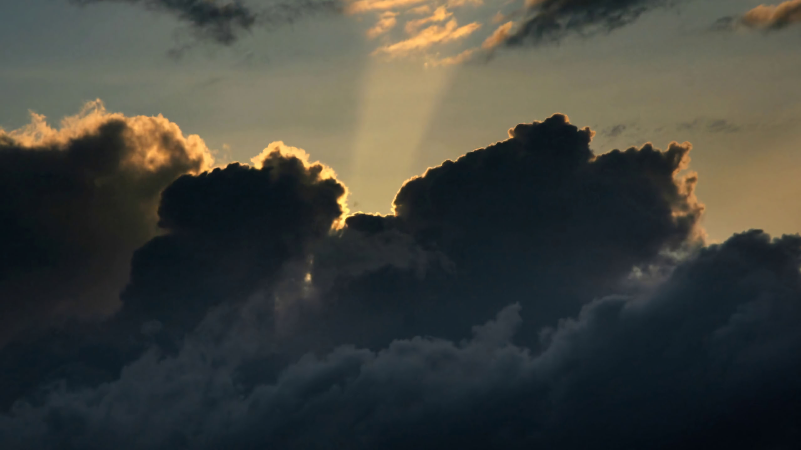 anh may den buon 2560px 1440px 2k 9