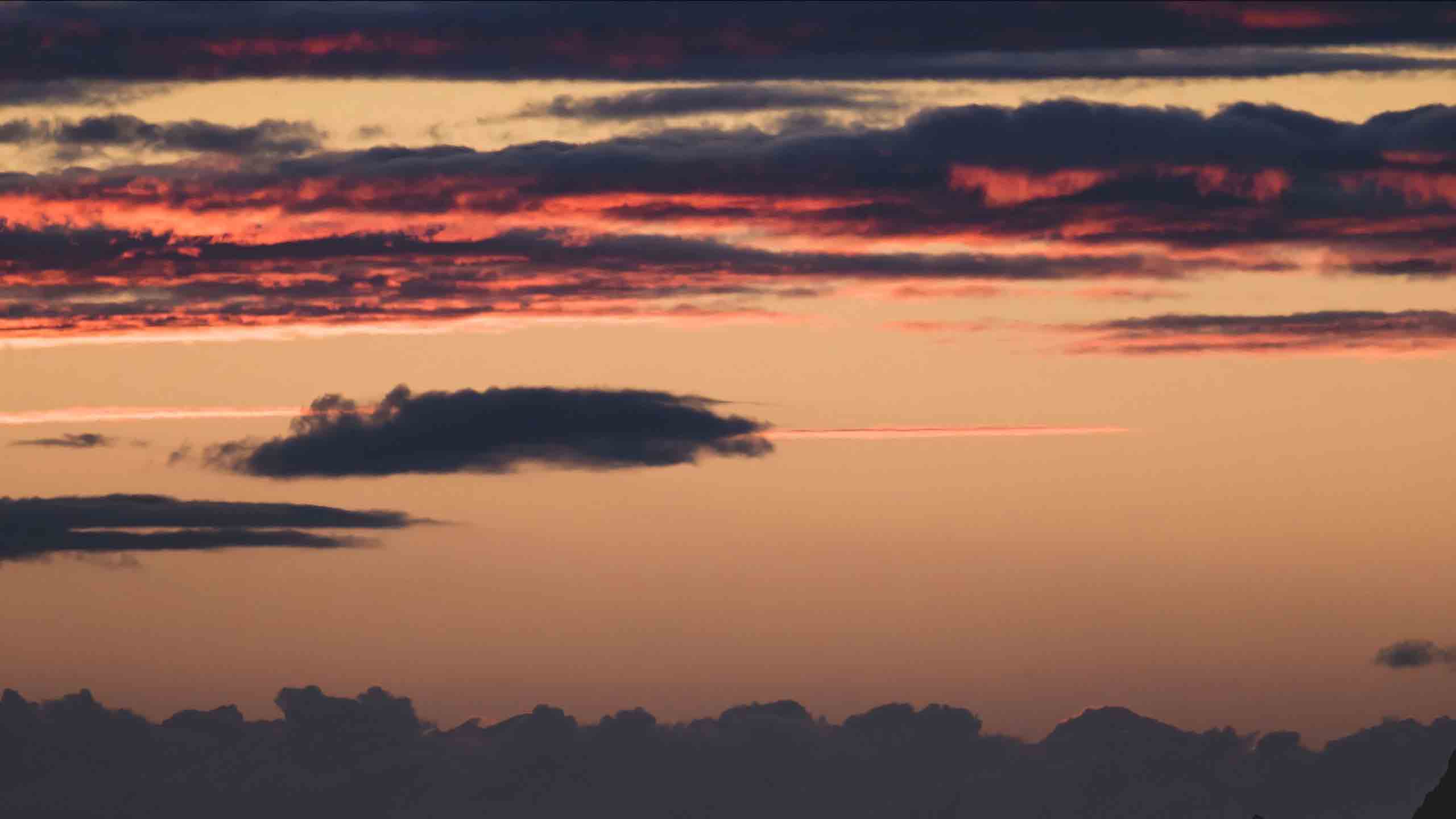 anh may buon 2560px 1440px 2k 7