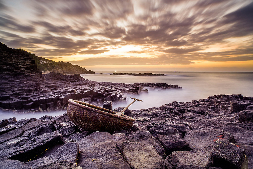 Kỹ thuật chụp ảnh bình minh và hoàng hôn trên biển với máy ảnh DSLR