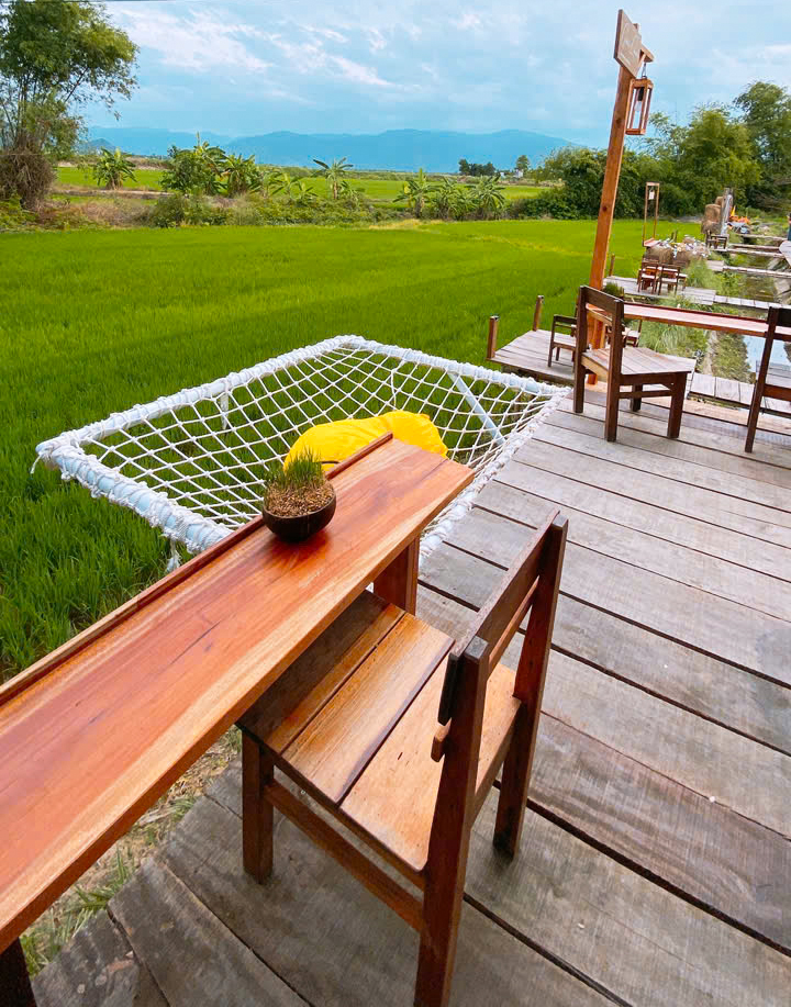 Gác Lúa Coffee - Quán cà phê view đồng lúa siêu chill ở Diên Khánh, Khánh Hòa