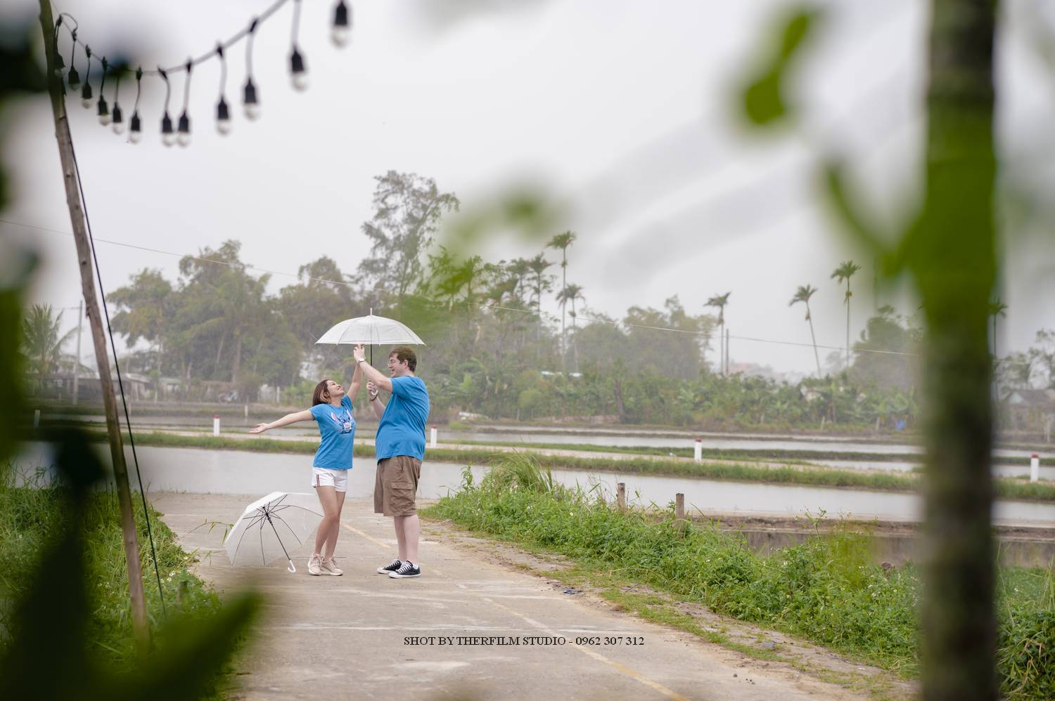 chụp ảnh cặp đôi hội an