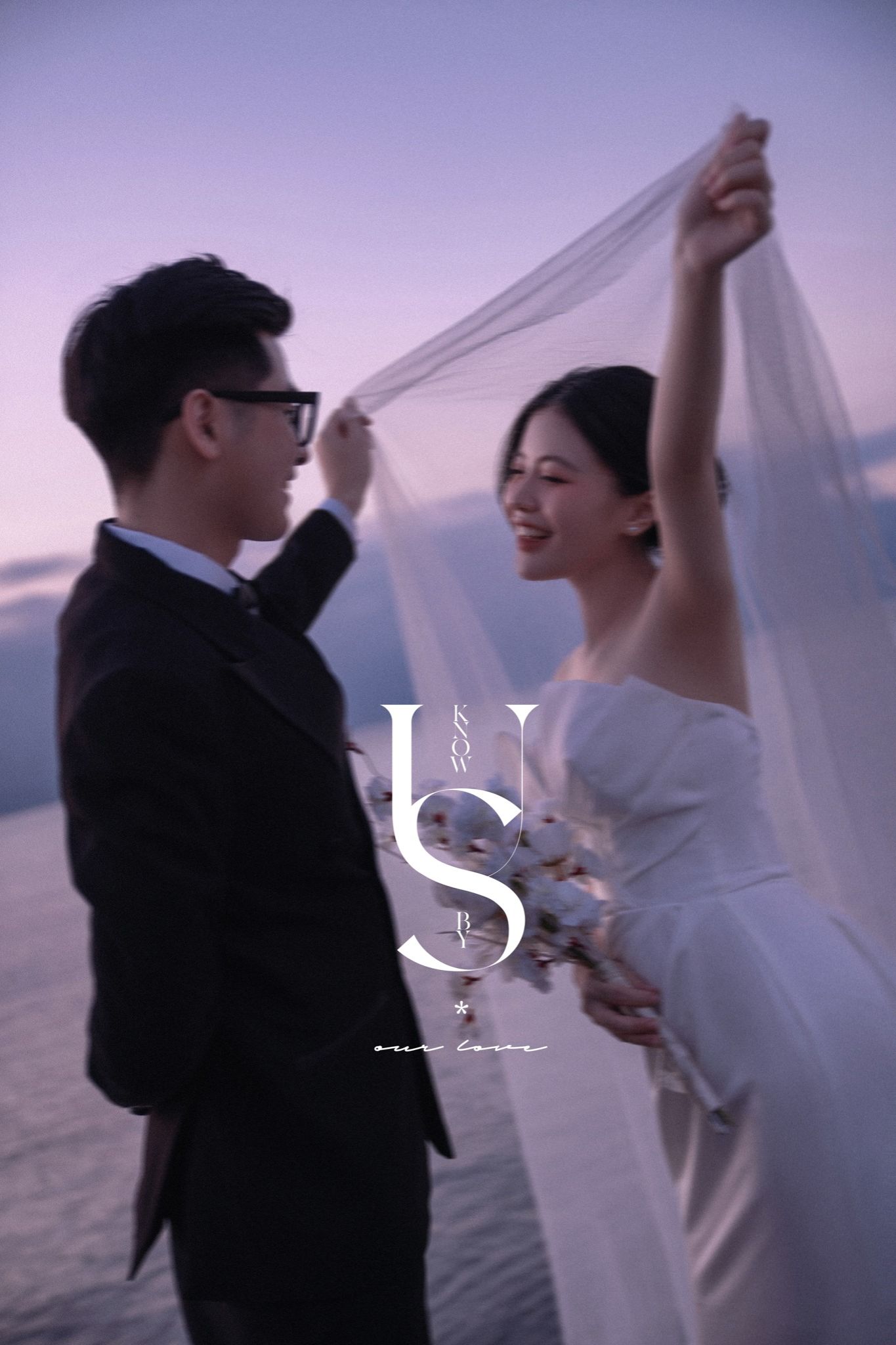 Stylist & makeup theo đúng tinh thần hoàng hôn