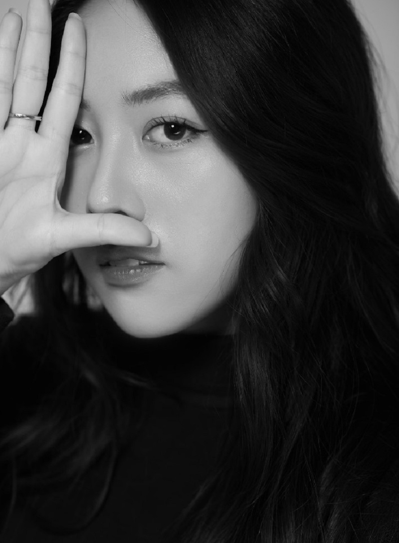 Chụp 1 bộ ảnh concept đen trắng bao nhiêu tiền