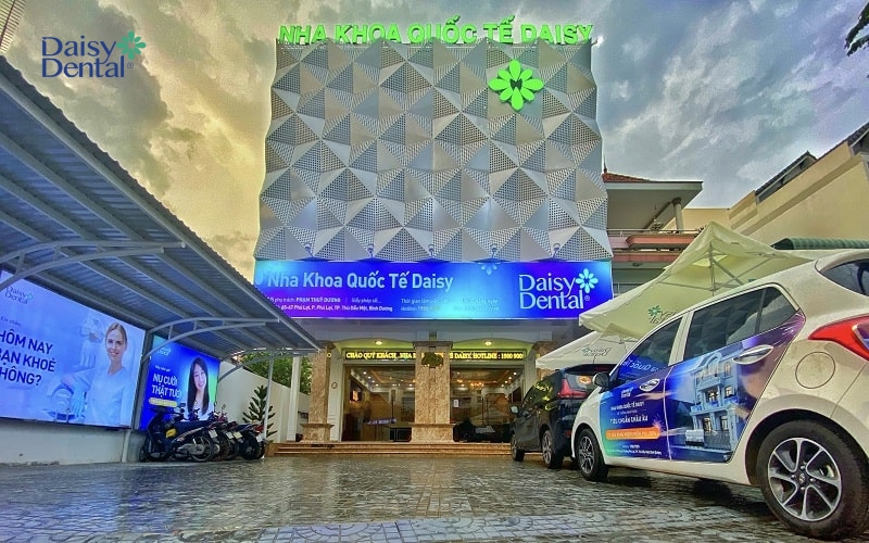 Nha khoa Quốc tế DAISY là địa chỉ làm răng khểnh đẹp chuẩn tự nhiên
