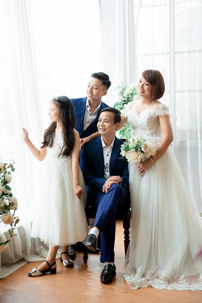Ý tưởng chụp hình gia đình 4 người chưa bao giờ lỗi thời