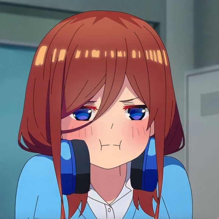 Cười với Miku là cười với cả thanh xuân