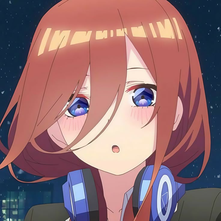 Không cần cầu kỳ, Miku vẫn thu hút ánh nhìn.