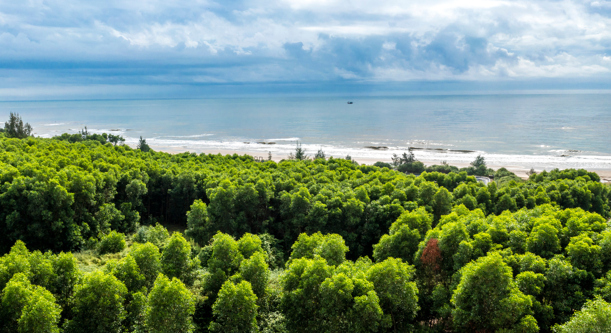 [Ảnh] Những bãi biển tuyệt đẹp của Quảng Trị du khách không nên bỏ lỡ