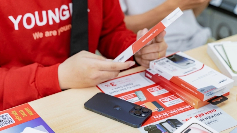 Vì sao nên mua điện thoại iPhone tại CellphoneS