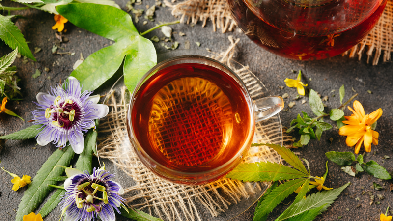 Tổng hợp 10 nước uống buổi tối giúp đẹp da, khỏe thận và ngủ ngon mà ai cũng nên áp dụng