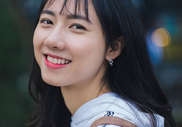 ảnh chụp ngang vai