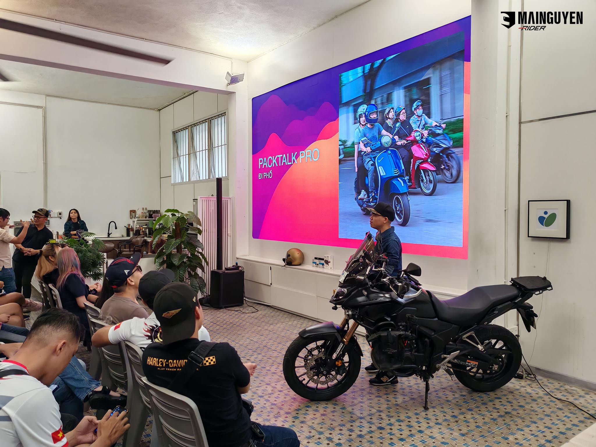 Toàn cảnh buổi offline ra mắt Cardo Packtalk PRO tại café Tinh Tế | mainguyenrider.com