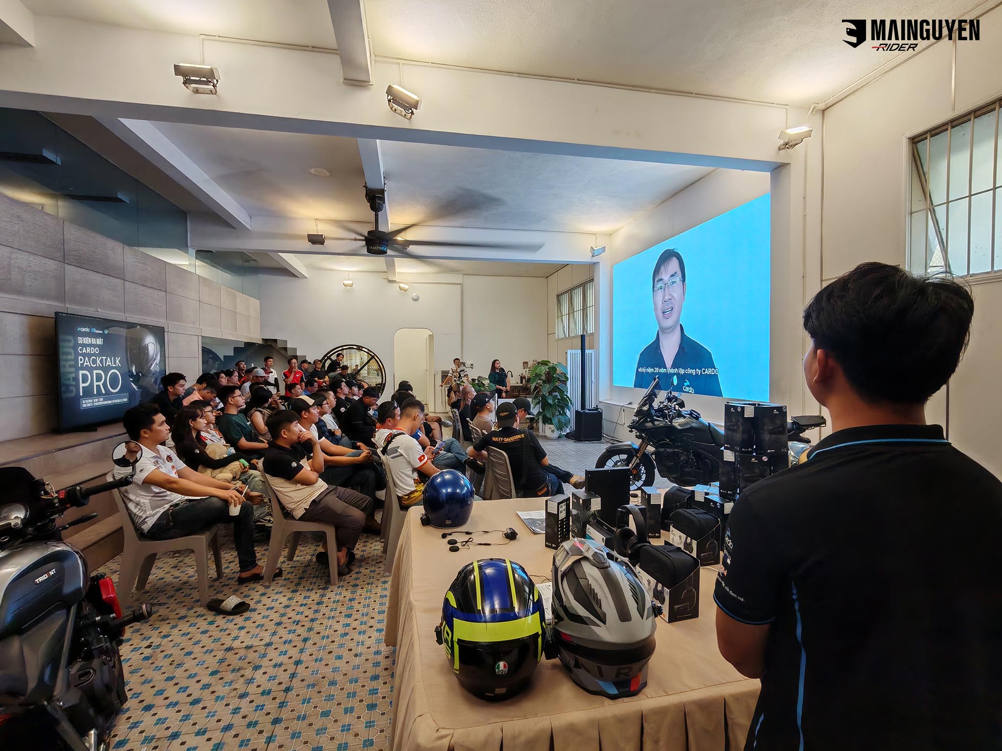 Toàn cảnh buổi offline ra mắt Cardo Packtalk PRO tại café Tinh Tế | mainguyenrider.com