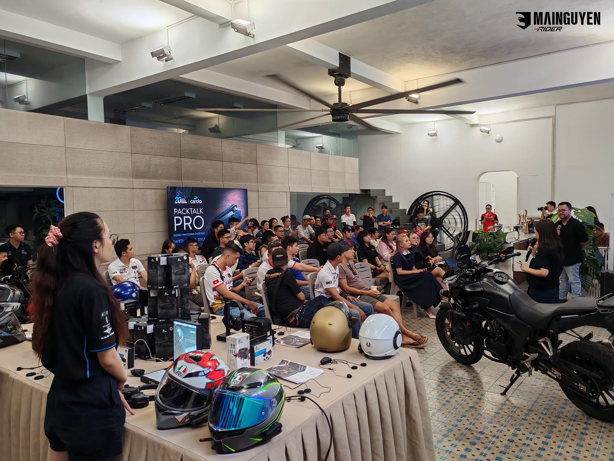 Toàn cảnh buổi offline ra mắt Cardo Packtalk PRO tại café Tinh Tế | mainguyenrider.com