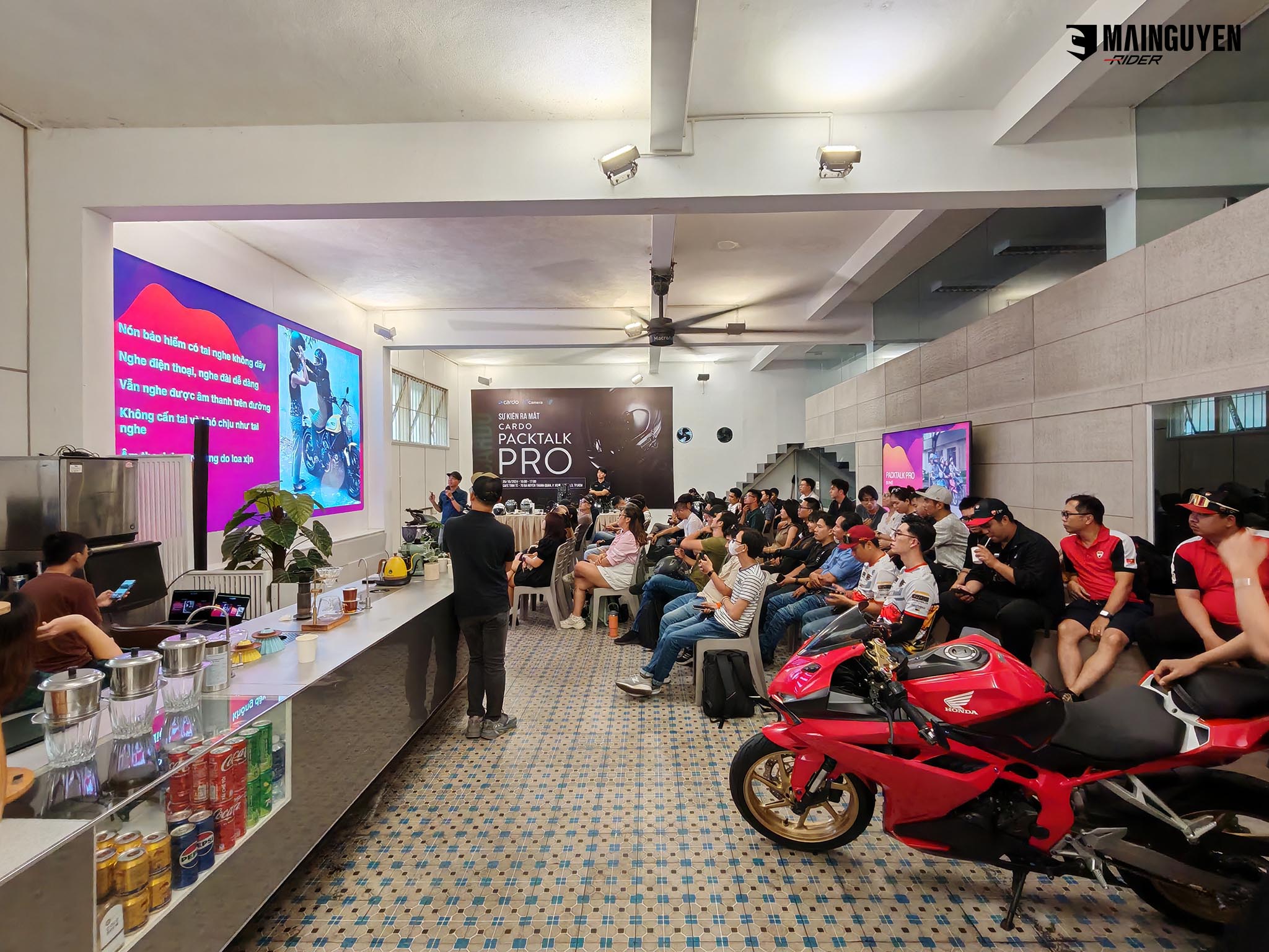 Toàn cảnh buổi offline ra mắt Cardo Packtalk PRO tại café Tinh Tế | mainguyenrider.com