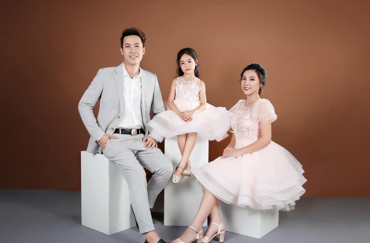 Bí quyết để có bộ ảnh gia đình 3 người đẹp và ấn tượng