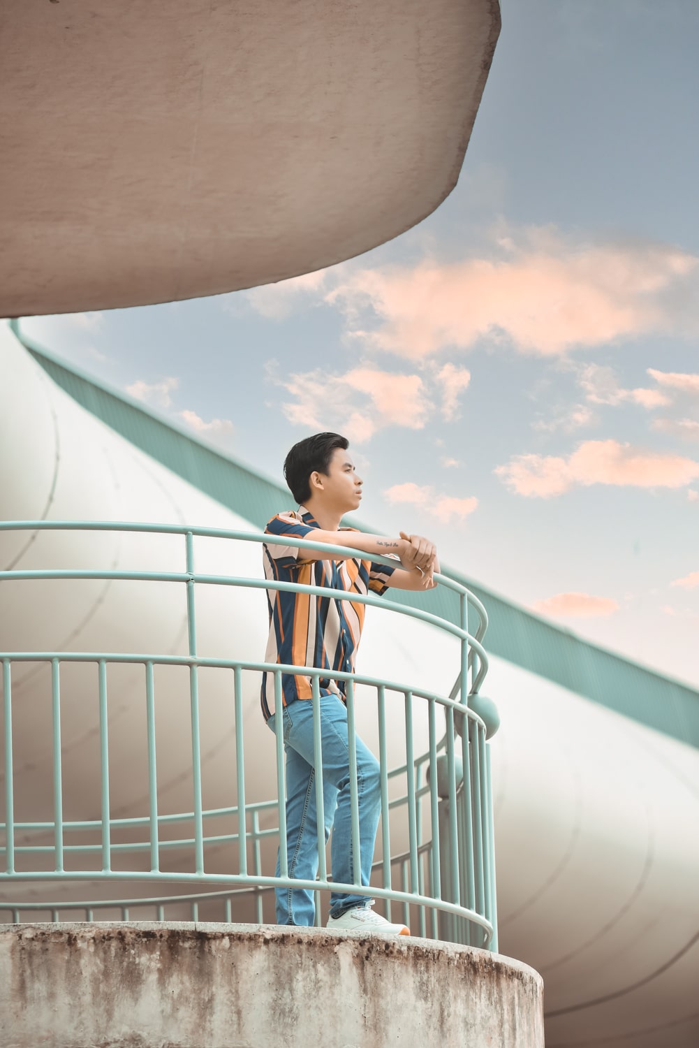 Anh ca nhan nam buon 12 min - Album ảnh ngoại cảnh nam concept buồn