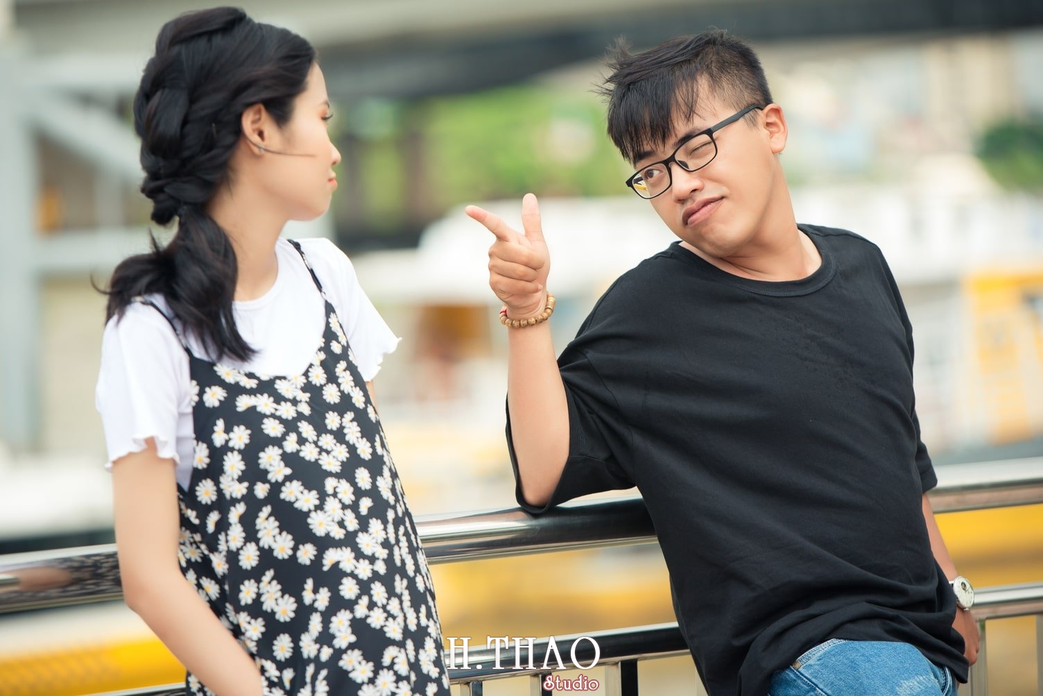 Anh couple dang yeu 11 - Bộ ảnh couple rất đáng yêu chụp tại bến tàu ở Tp.HCM - HThao Studio