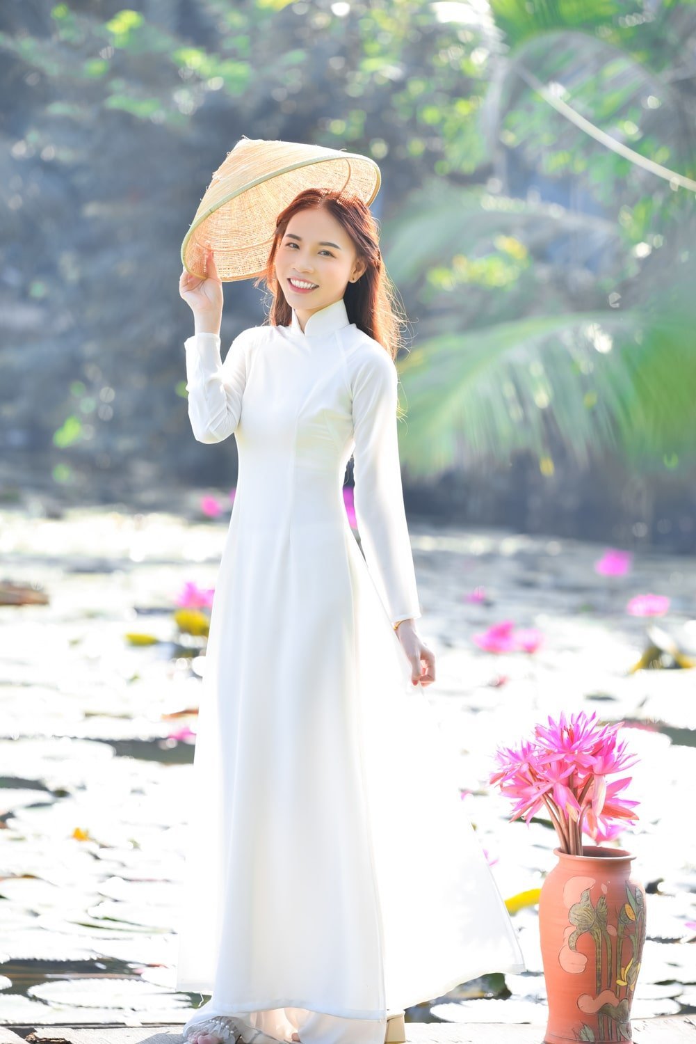 Anh ao dai dep 4 min
