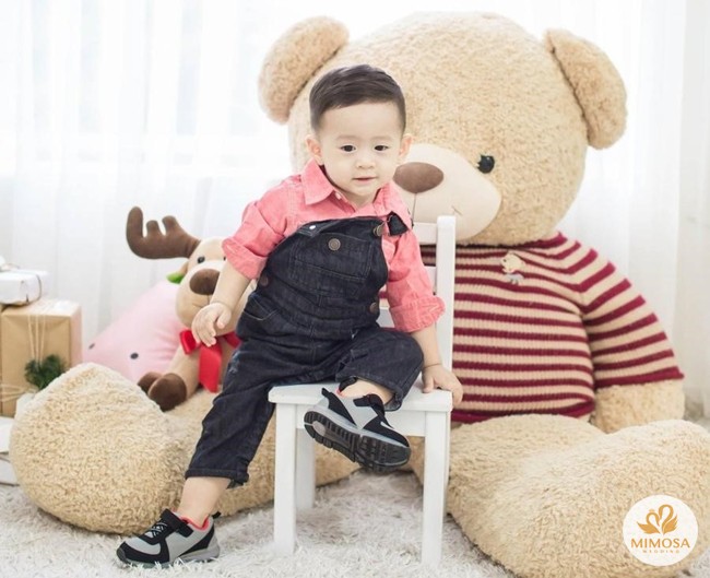 chup anh cho be 1 tuoi