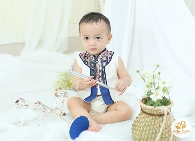 chup anh cho be 1 tuoi