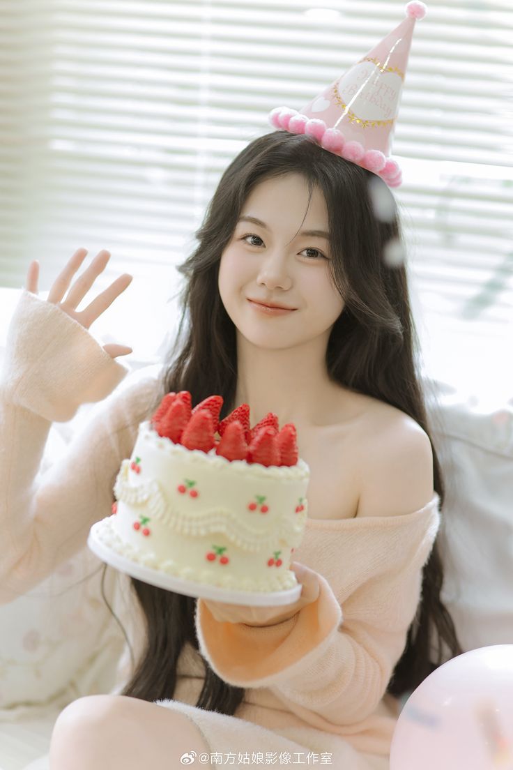 chụp ảnh sinh nhật trong phòng