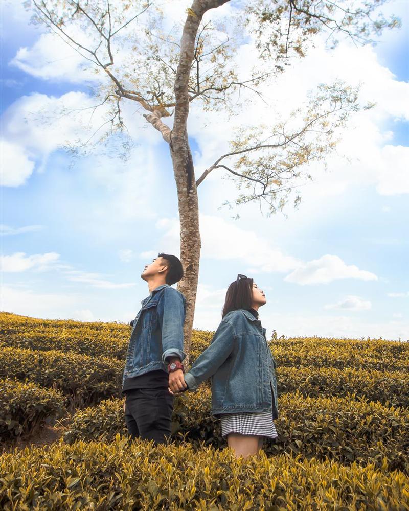 Kiểu chụp nhìn nhau sát gần