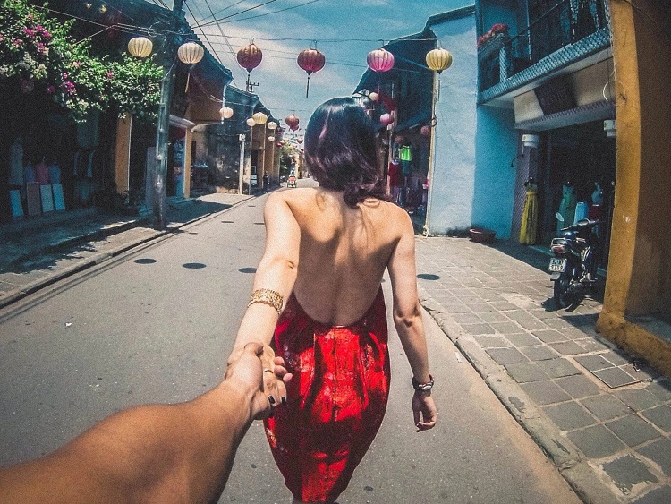 Lưu ngay 99+ kiểu chụp ảnh couple cực tình cảm và lãng mạn