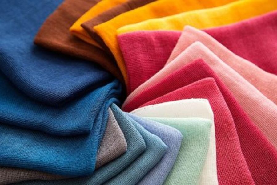 Vải sợi tự nhiên có đặc điểm thoáng mát và mang lại cảm giác mát mẻ