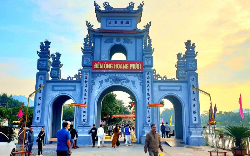 Kinh nghiệm chiêm bái đền Ông Hoàng Mười từ A – Z năm 2025