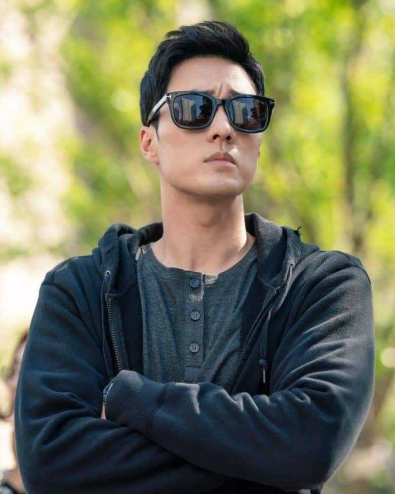 So Ji-sub