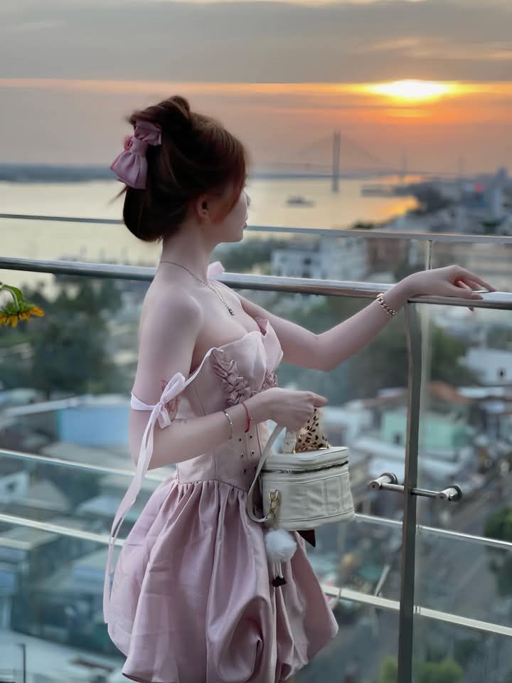 Hình ảnh gái đẹp che mặt đầy bí ẩn và quyến rũ