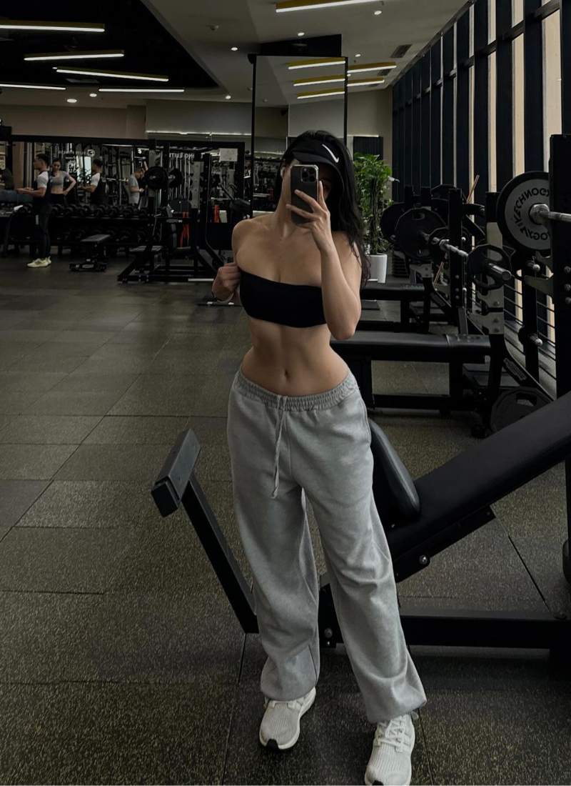 Ảnh gái đẹp phòng gym quyến rũ