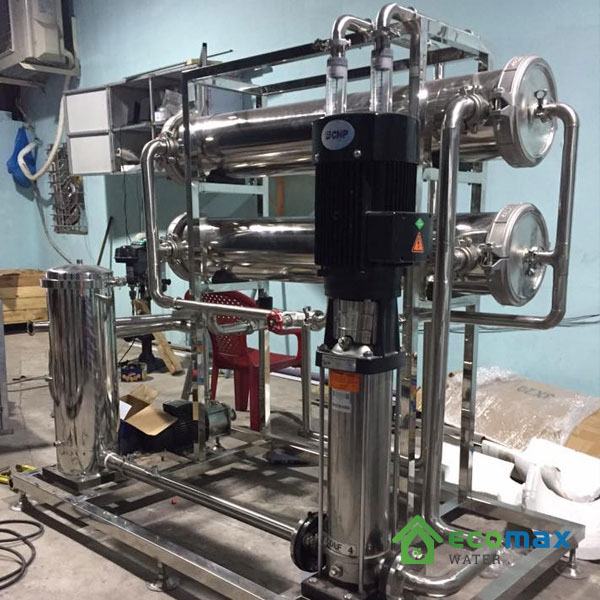 he thong day chuyen loc nuoc tinh khiet ro 3000l