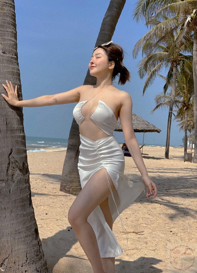 Hot girl xứ Thanh khiến fan say đắm bởi vẻ đẹp trong sáng tự nhiên