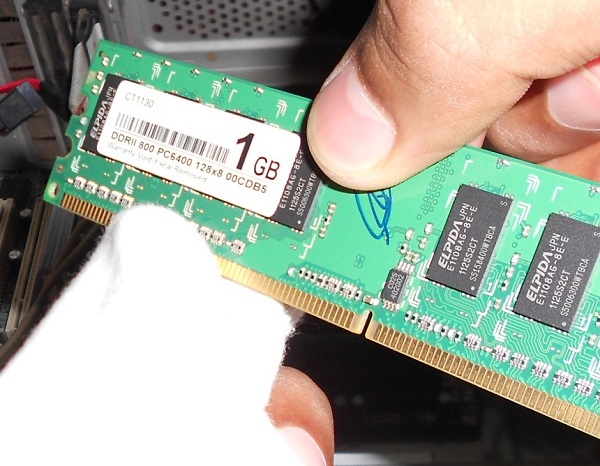 màn hình máy tính bị đen và cách khắc phục