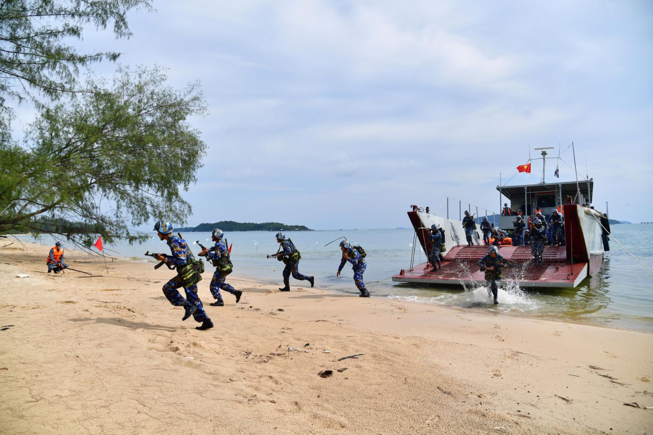 Phát huy truyền thống vẻ vang, xây dựng Vùng 5 chính quy, hiện đại